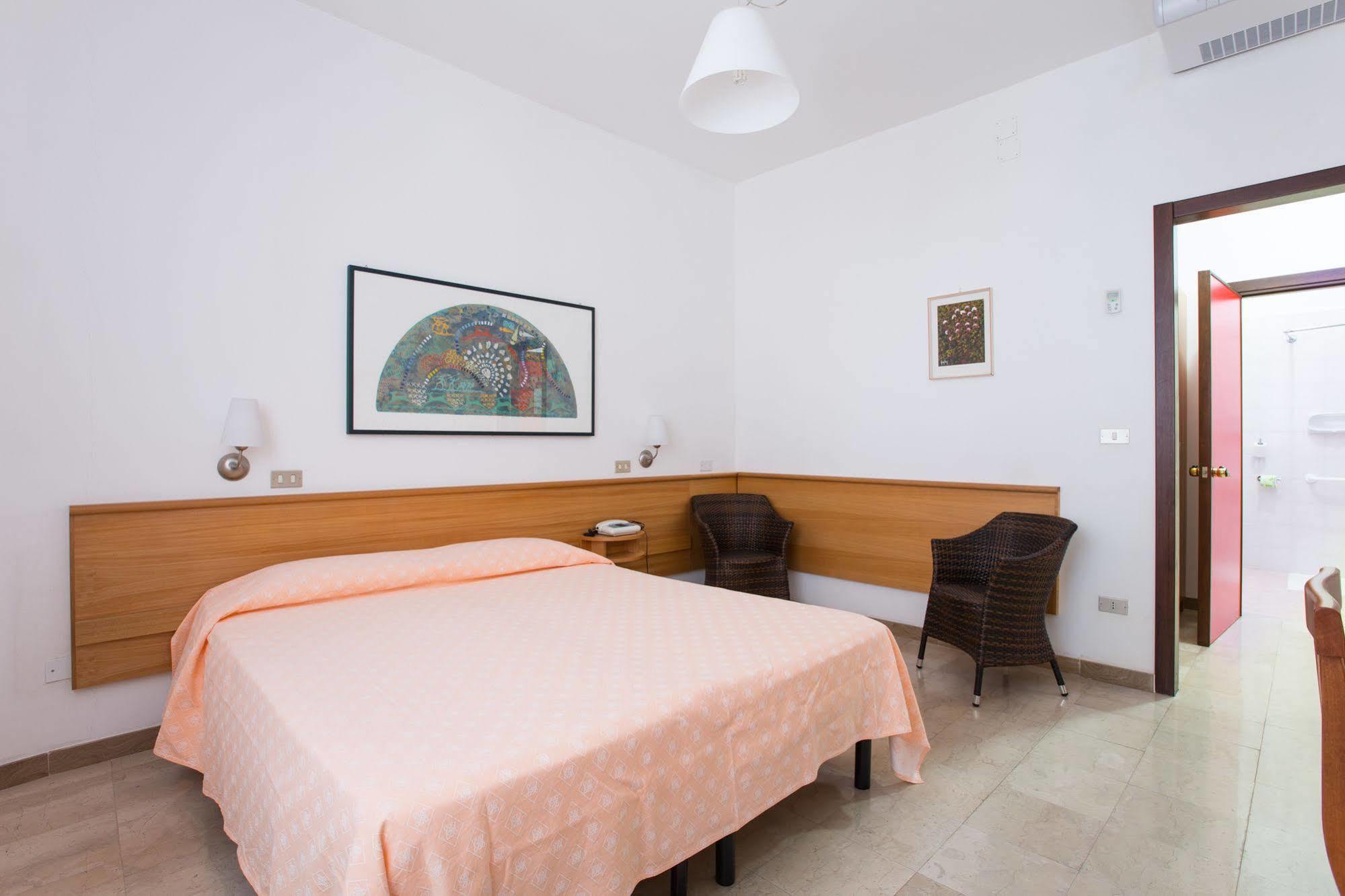 Hotel Mediterraneo Vieste Zewnętrze zdjęcie